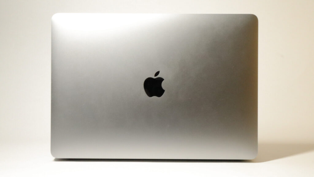 MacBook Air真正面