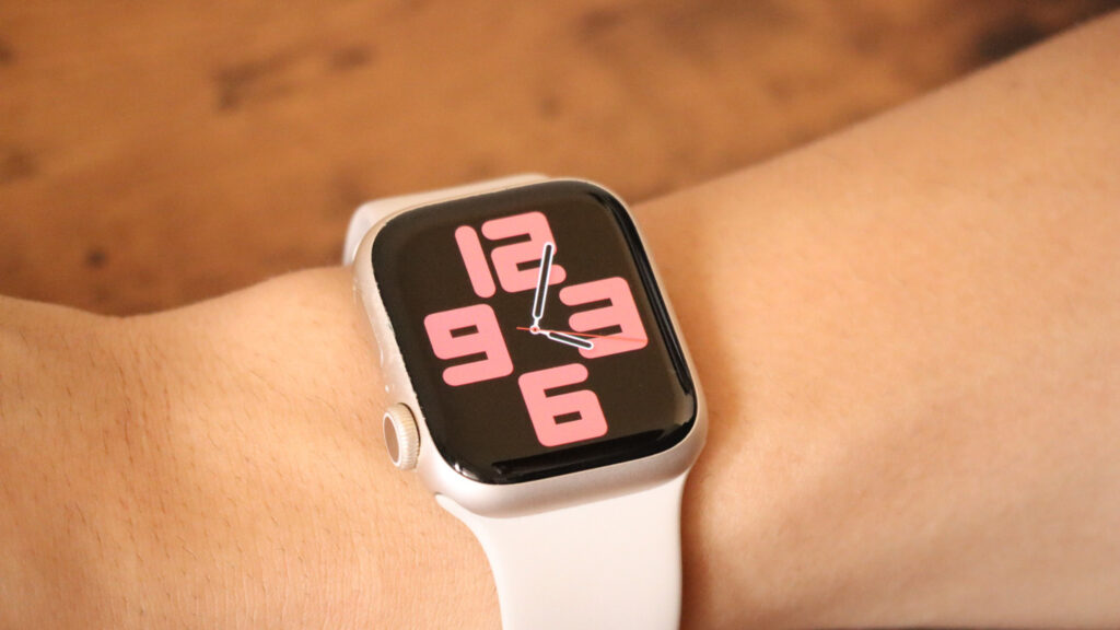 Apple Watch（文字盤１９・腕につけて）