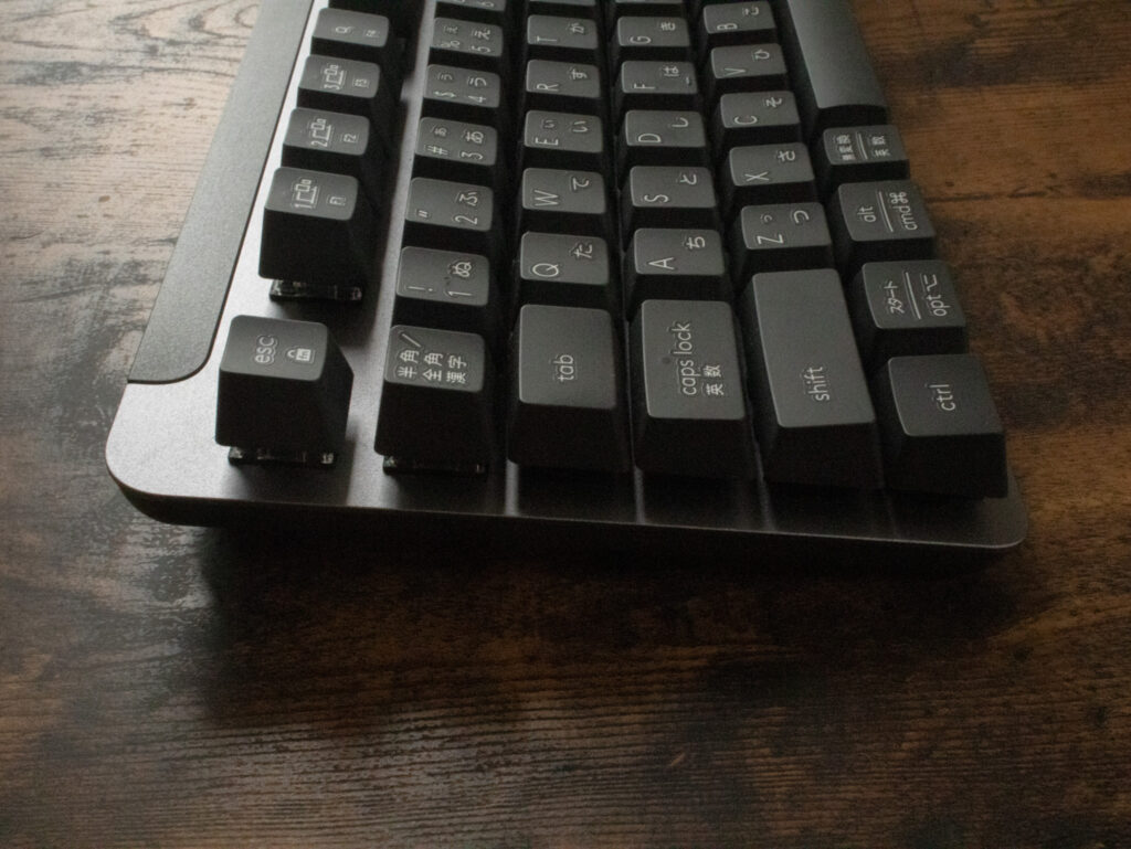 SIGNATURE K855（側面）